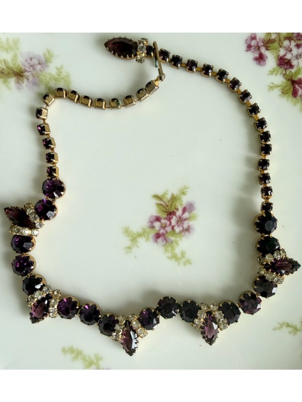 Vintage 60s Juliana Purple Amethyst Glass Rhinestone Necklace Bling
